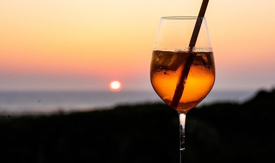 Cocktail vor Sonnenuntergang